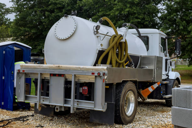 Best Porta potty delivery and setup  in Clay City, KY
